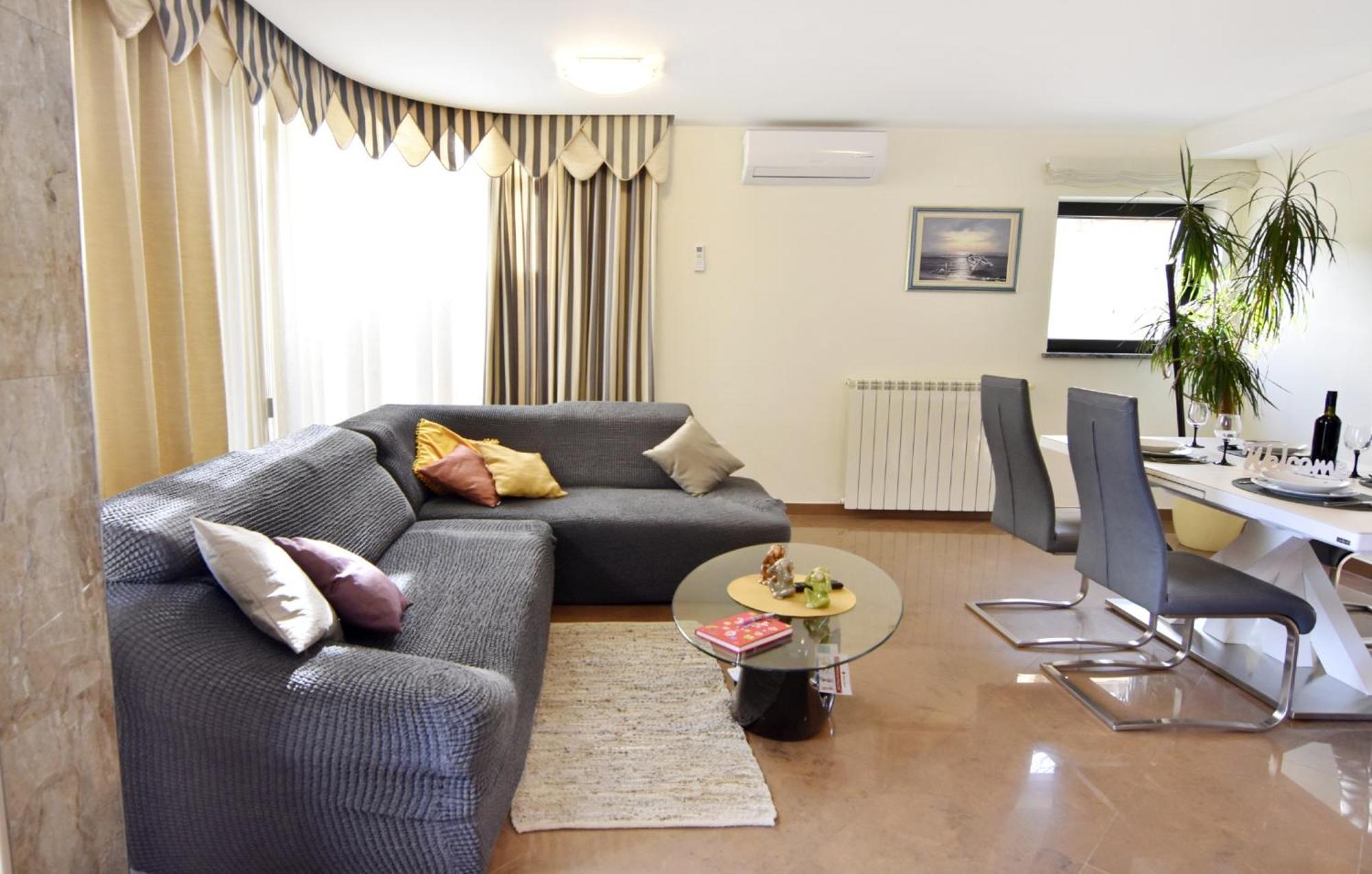 Apartments For Families With Children Savudrija, Umag - 22559 Buitenkant foto