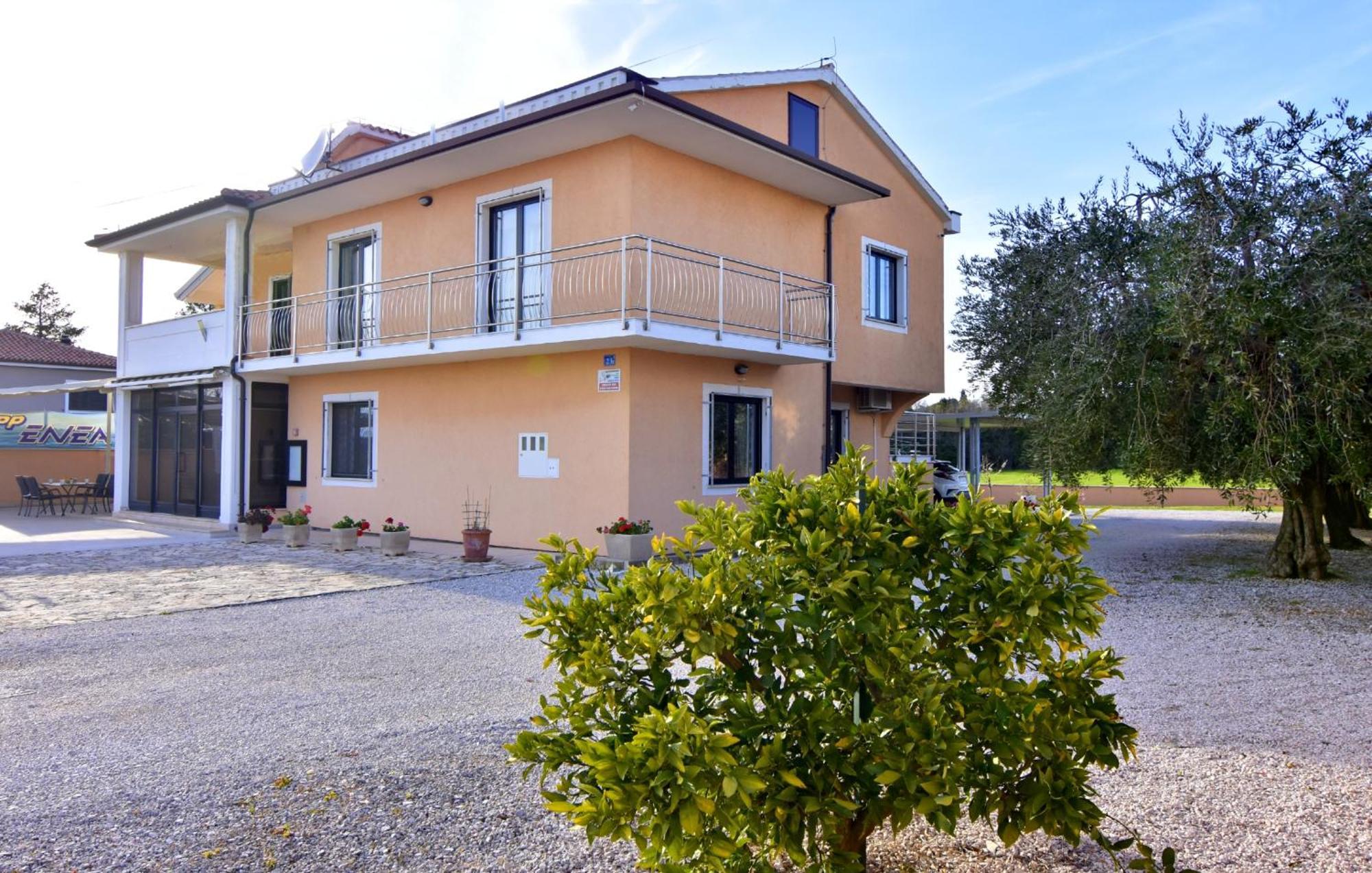 Apartments For Families With Children Savudrija, Umag - 22559 Buitenkant foto